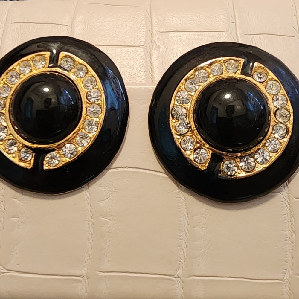 Vintage clip on earrings